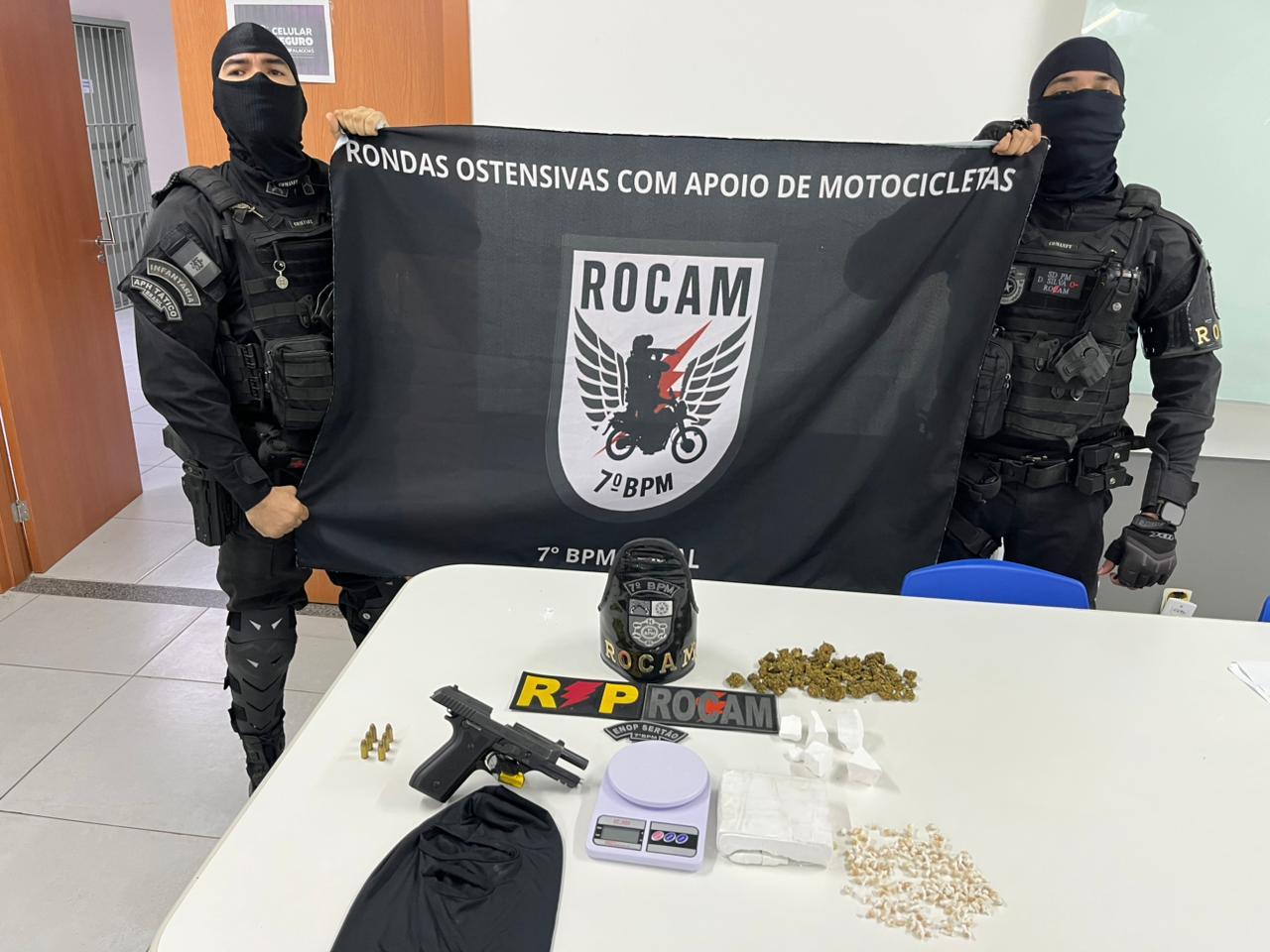 Rocam mostra itens apreendidos