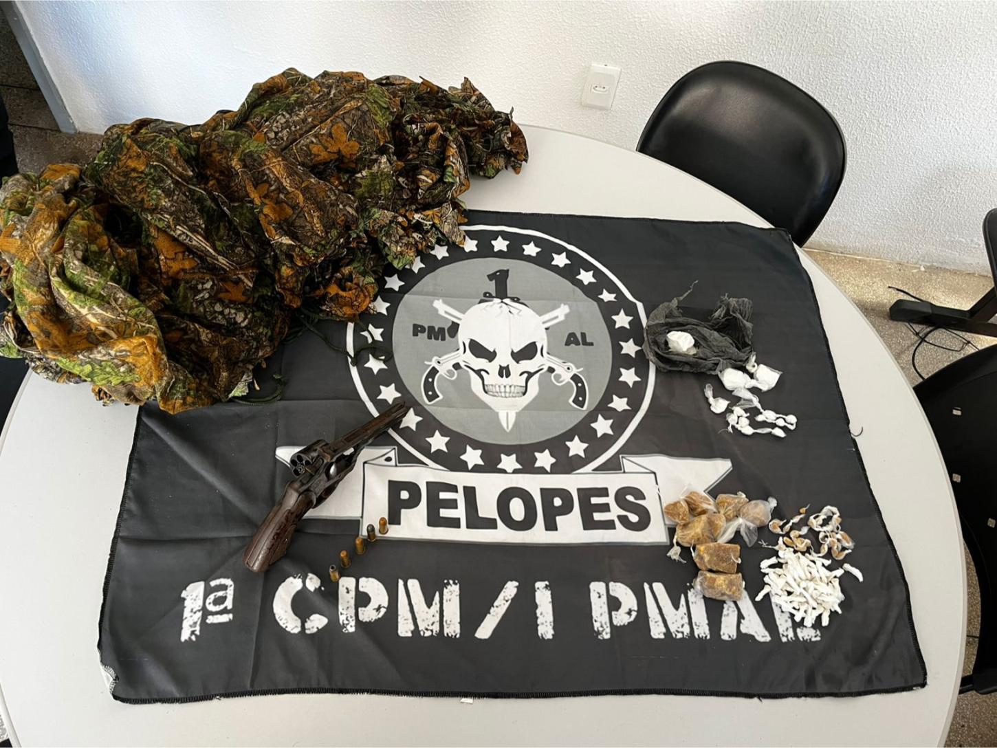 PMAL, entorpecentes e armas apreendidas