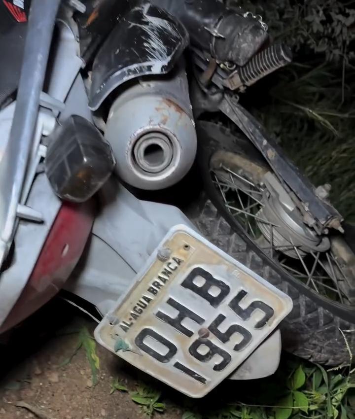 Motocicleta envolvida no grave acidente com vítima fatal na AL-145