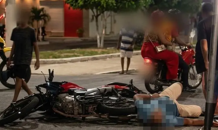 Delmiro Gouveia: Motociclista colide com cão e é hospitalizado na Avenida Antônio José da Costa